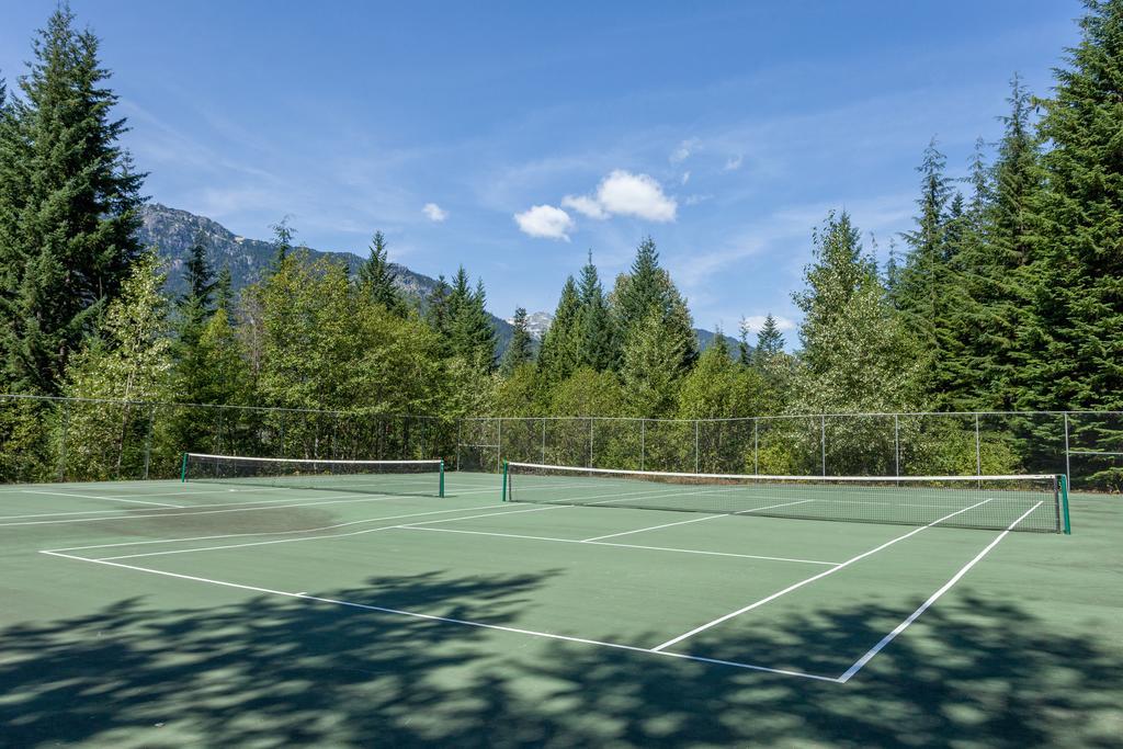 Ubc Whistler Lodge Dış mekan fotoğraf